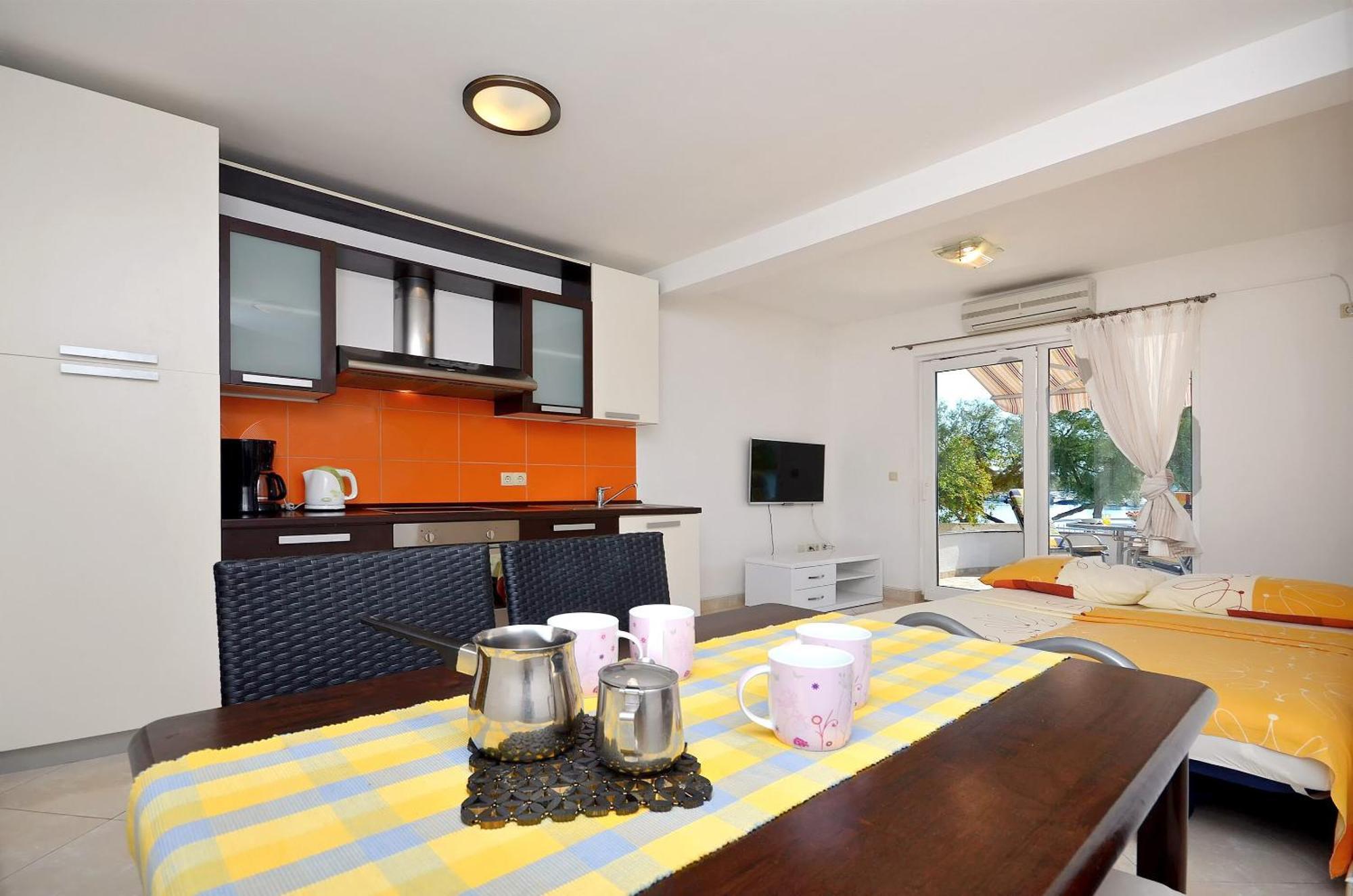Apartment Srima Exterior photo